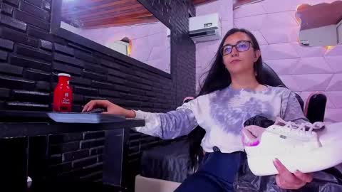 Queen online show from March 2025 07:28:02 PM