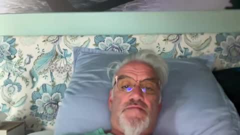 jewlronny online show from August 2026 06:12:01 AM