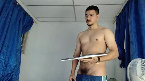 Snapshot of jeycob_happy97 chatting on November 2025 10:36:02 AM Juan David online show from November 2025 10:36:02 AM