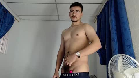 Snapshot of jeycob_happy97 chatting on November 2025 11:21:02 AM Juan David online show from November 2025 11:21:02 AM