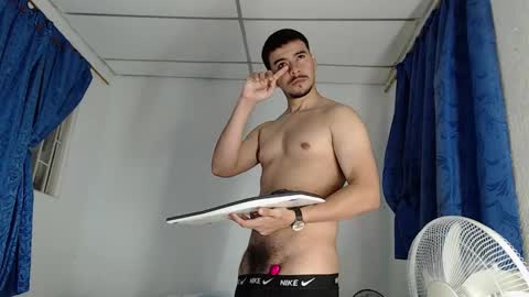 Snapshot of jeycob_happy97 chatting on November 2025 10:57:02 PM Juan David online show from November 2025 10:57:02 PM