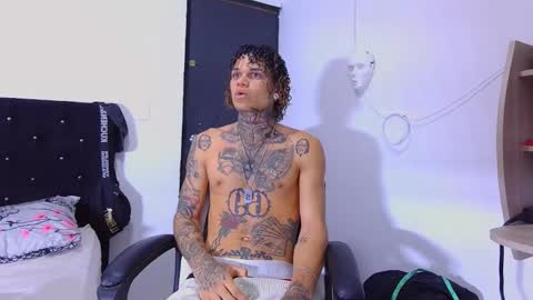 Snapshot of jeykob_23 chatting on November 2025 11:03:01 PM JEYKOB online show from November 2025 11:03:01 PM