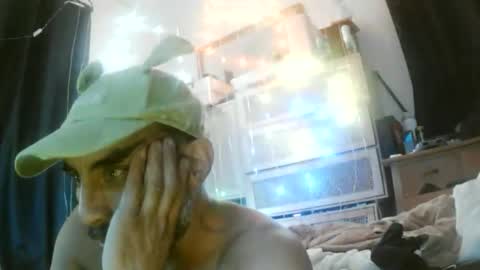 Snapshot of jglarsbel chatting on May 2026 04:01:02 PM jglarsbel online show from May 2026 04:01:02 PM