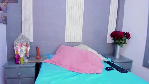 jhasly online show from February 2025 06:04:02 PM