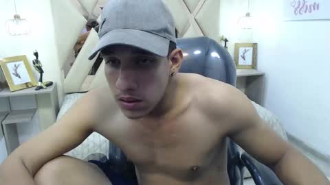 Jheider R. online show from December 2024 07:26:02 AM