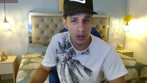 Jheider R. online show from January 2025 03:32:02 AM