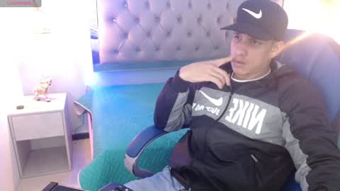 Jheider R. online show from January 2025 03:31:02 AM