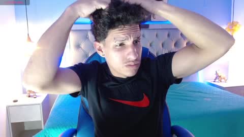 Jheider R. online show from January 2025 03:24:02 AM