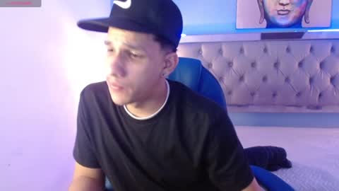 Jheider R. online show from January 2025 03:22:01 AM