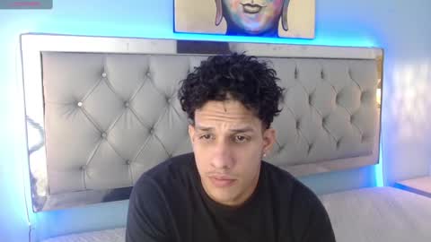 Jheider R. online show from February 2025 03:47:02 AM