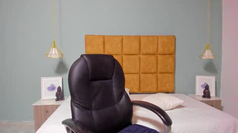 Jheider R. online show from September 2025 12:26:01 PM