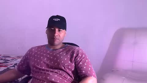 Snapshot of jho173027 chatting on November 2025 11:47:02 AM En moreno online show from November 2025 11:47:02 AM