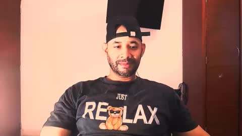 Snapshot of jho173027 chatting on December 2025 07:19:02 PM En moreno online show from December 2025 07:19:02 PM