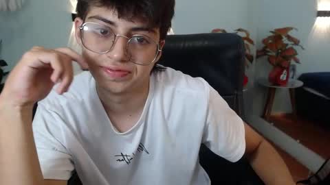 Jhoel online show from October 2025 08:44:02 PM