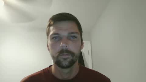 Snapshot of jholls chatting on February 2025 01:20:01 AM jholls online show from February 2025 01:20:01 AM