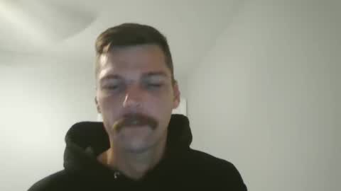 Snapshot of jholls chatting on March 2025 01:01:02 AM jholls online show from March 2025 01:01:02 AM