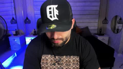 John Bear.... online show from March 2026 11:25:02 AM