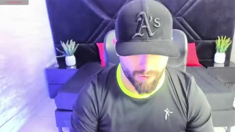 Snapshot of jhon_bear02 chatting on June 2026 11:25:02 AM John Bear.... online show from June 2026 11:25:02 AM