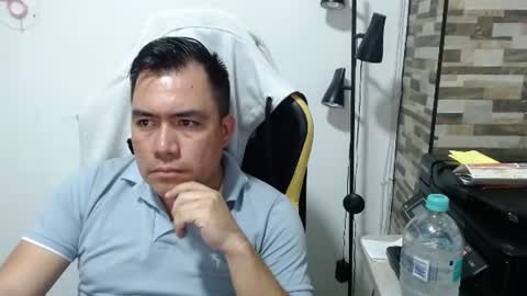 Snapshot of jhonatan_morales_s chatting on July 2026 11:52:02 PM jhonatan_morales_s online show from July 2026 11:52:02 PM