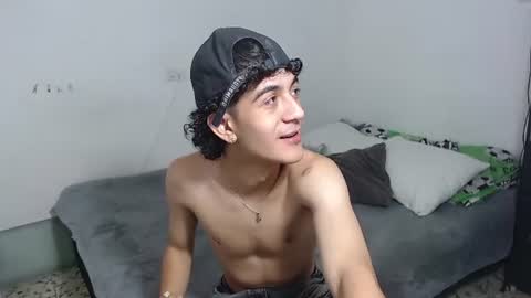 jhonay__cute online show from July 2026 11:24:01 PM