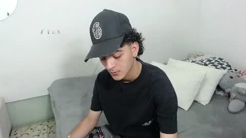 jhonay__cute online show from July 2026 01:37:01 AM