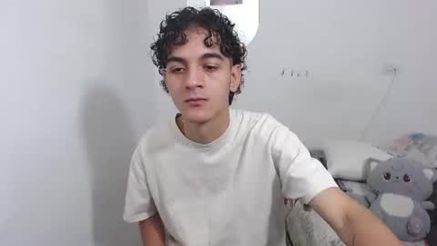 jhonay__cute online show from August 2026 04:28:01 PM