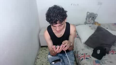 jhonay__cute online show from August 2026 07:10:02 AM