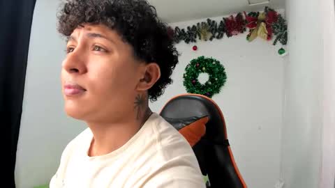 jhoner_browms online show from November 2025 11:35:01 AM