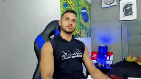 jhonny online show from November 2025 03:53:02 AM