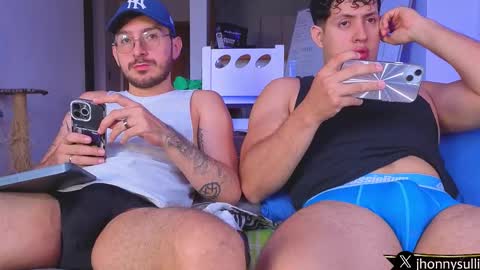 Snapshot of jhonny_sullivan chatting on November 2025 03:51:01 PM jhonny and friend online show from November 2025 03:51:01 PM