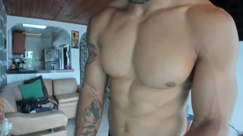 Snapshot of jhonnyxxfitnexx chatting on March 2025 07:49:02 PM jh online show from March 2025 07:49:02 PM