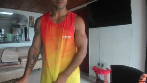 Snapshot of jhonnyxxfitnexx chatting on November 2025 07:57:01 PM jh online show from November 2025 07:57:01 PM