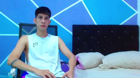 Snapshot of jhony_sex3 chatting on February 2025 03:07:02 AM jhony_sex3 online show from February 2025 03:07:02 AM