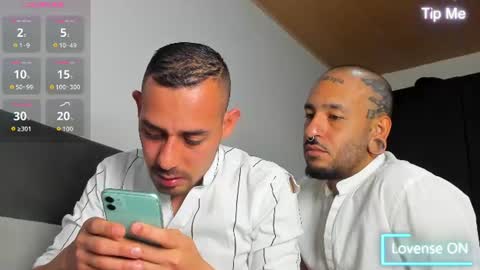 Snapshot of jhonyalzate chatting on June 2026 12:20:02 AM Jhony Alzate online show from June 2026 12:20:02 AM