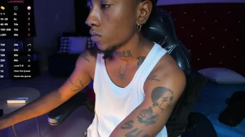 jhonymiller online show from April 2026 08:26:01 PM