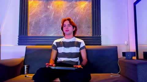 jhostin_1 online show from November 2025 08:41:02 PM