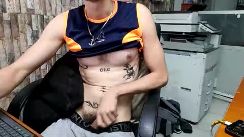 Jhosuamoore  online show from January 2026 11:26:01 AM