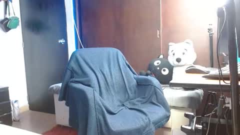 Snapshot of jhulian08 chatting on November 2025 12:09:02 AM julian online show from November 2025 12:09:02 AM