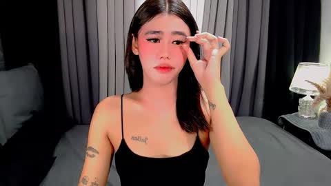 Snapshot of jhuliana_and_charles_room chatting on November 2025 04:29:02 AM jhuliana_and_charles_room online show from November 2025 04:29:02 AM