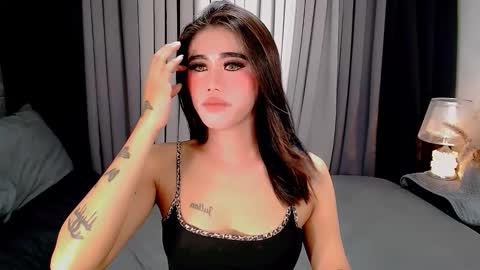 Snapshot of jhuliana_and_charles_room chatting on November 2025 05:41:01 AM jhuliana_and_charles_room online show from November 2025 05:41:01 AM