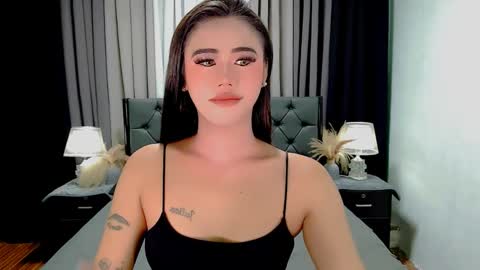 Snapshot of jhuliana_and_charles_room chatting on April 2026 12:08:01 AM jhuliana_and_charles_room online show from April 2026 12:08:01 AM