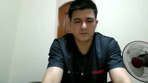 Snapshot of jhwozy chatting on November 2025 03:23:01 PM jhwozy online show from November 2025 03:23:01 PM