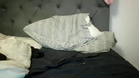 Snapshot of jhyde92 chatting on December 2025 01:22:02 AM jhyde92 online show from December 2025 01:22:02 AM