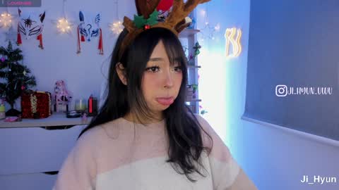 Snapshot of ji_hyun chatting on December 2024 03:07:01 AM Ji online show from December 2024 03:07:01 AM