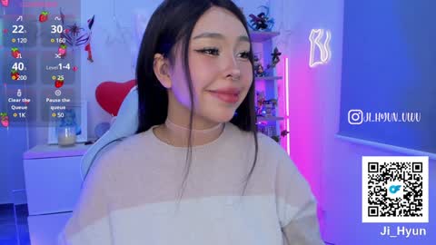 Snapshot of ji_hyun chatting on January 2025 12:31:02 AM Ji online show from January 2025 12:31:02 AM