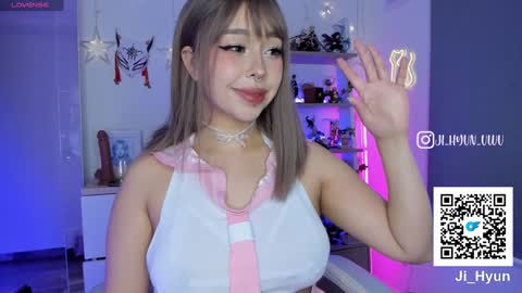 Snapshot of ji_hyun chatting on February 2025 11:21:02 PM Ji online show from February 2025 11:21:02 PM