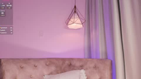 Snapshot of jiggly_ chatting on December 2024 06:43:02 AM Jiggly online show from December 2024 06:43:02 AM