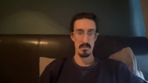 Snapshot of jiggz1986 chatting on February 2025 04:53:02 PM Jigz1986 online show from February 2025 04:53:02 PM