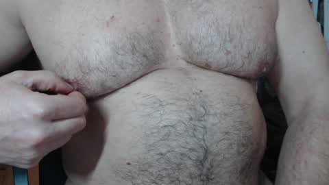 Snapshot of jimbeefbear chatting on December 2024 06:09:01 PM Jim online show from December 2024 06:09:01 PM