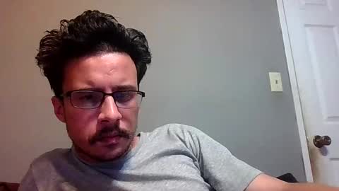 Snapshot of jimmac98 chatting on January 2025 07:09:02 AM james online show from January 2025 07:09:02 AM